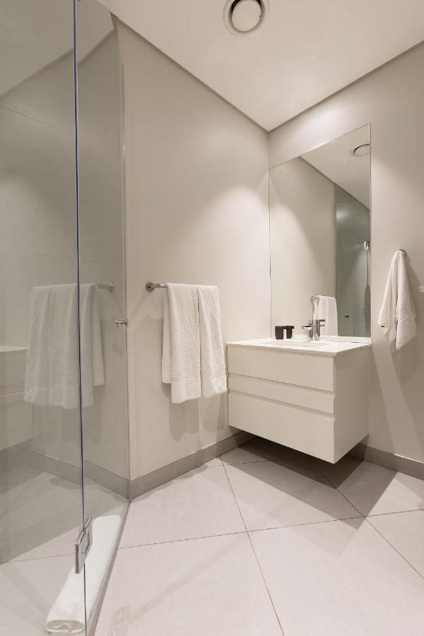 Apartment Axis Luxury By Century *