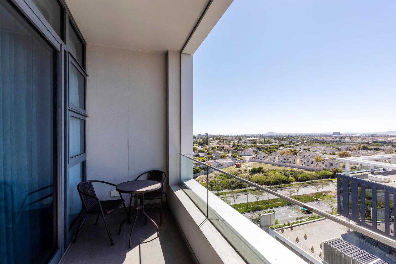 Apartment Axis Luxury By Century Cape Town