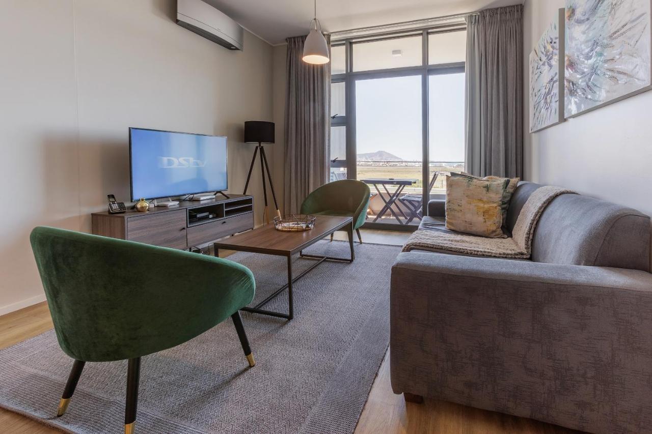 Apartment Axis Luxury By Century *