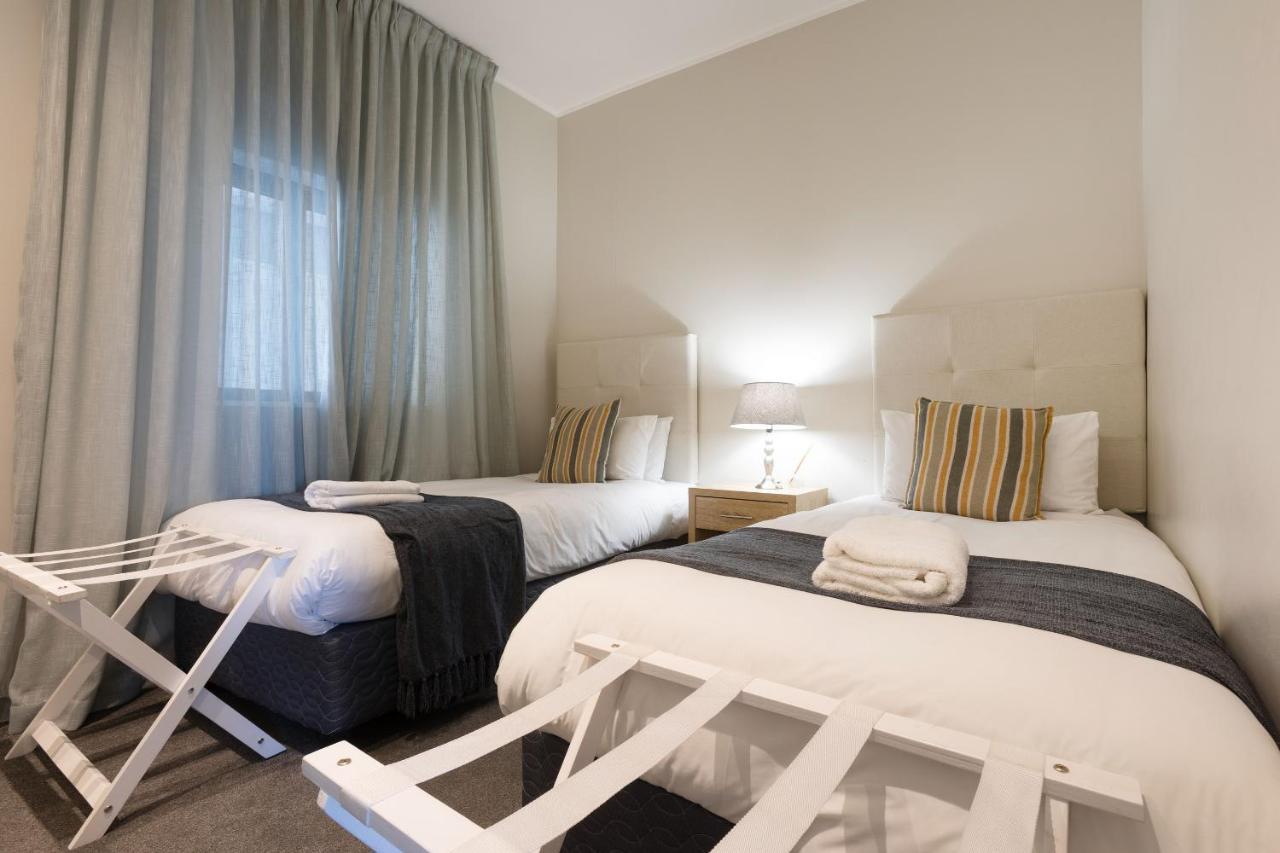 Apartment Axis Luxury By Century